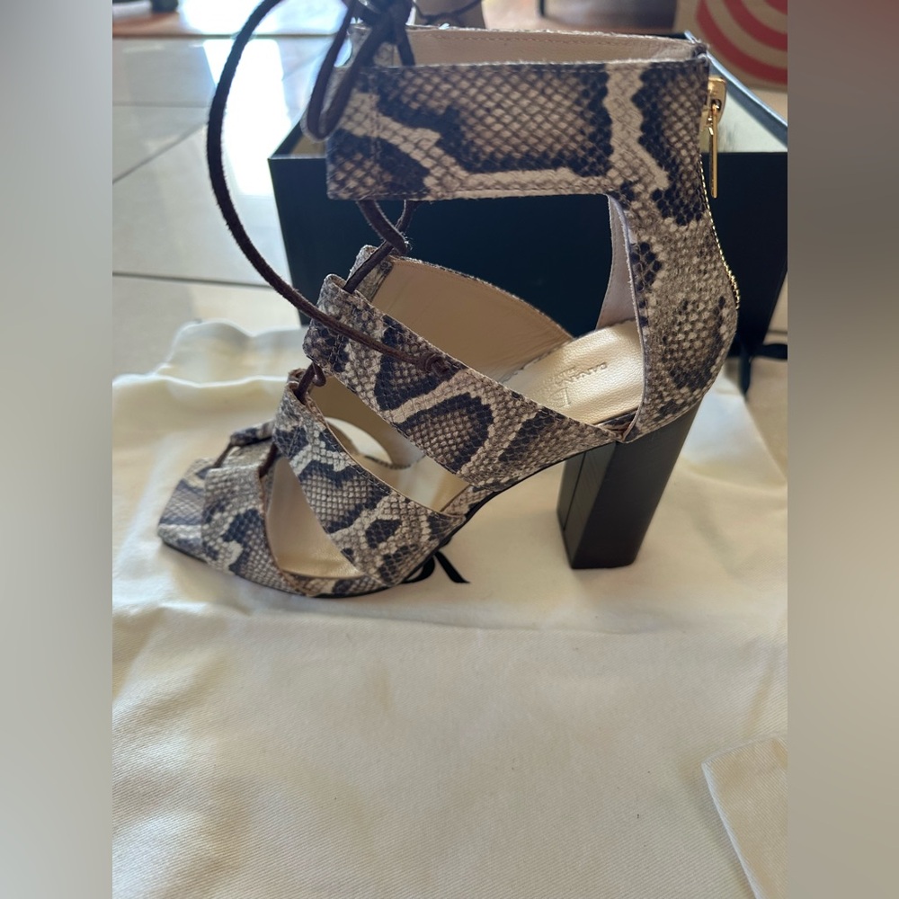 Brand new in box, Banana Republic python, leather block heel. - Picture 7 of 10